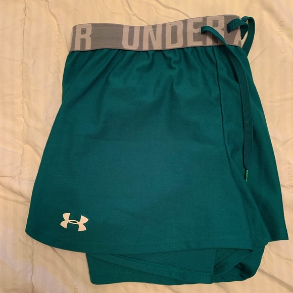 Under Armour Shorts - Picture 1 of 1